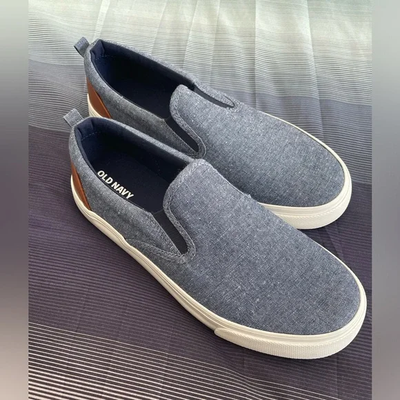 Old Navy Kids Loafers • Denim • Size 5 - Picture 2 of 9